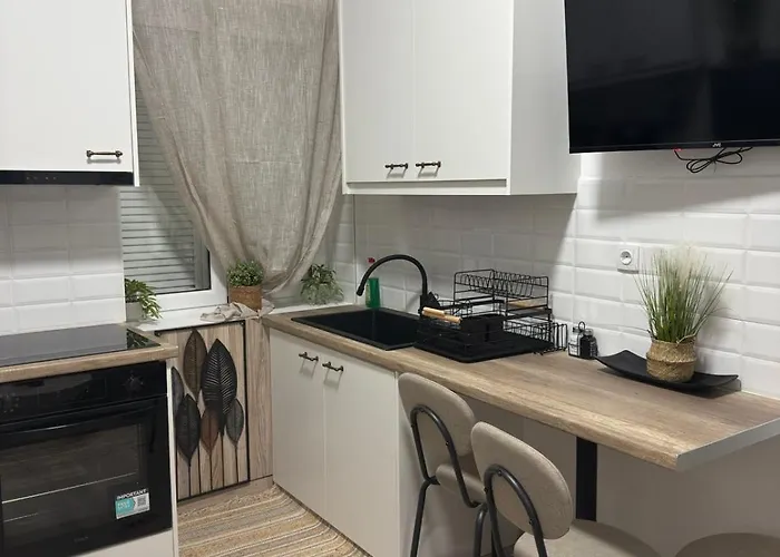 Julies Homes * Калаврита